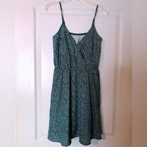 Shein Spaghetti Strap Dress Green/White Size Medium